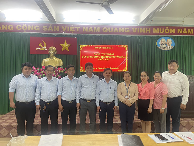 Image: BAN THƯỜNG VỤ ĐẢNG ỦY PHƯỜNG 4 DUYỆT NỘI DUNG CHƯƠNG TRÌNH CÔNG TÁC TRỌNG TÂM NĂM 2023 KHỐI VẬN PHƯỜNG 4